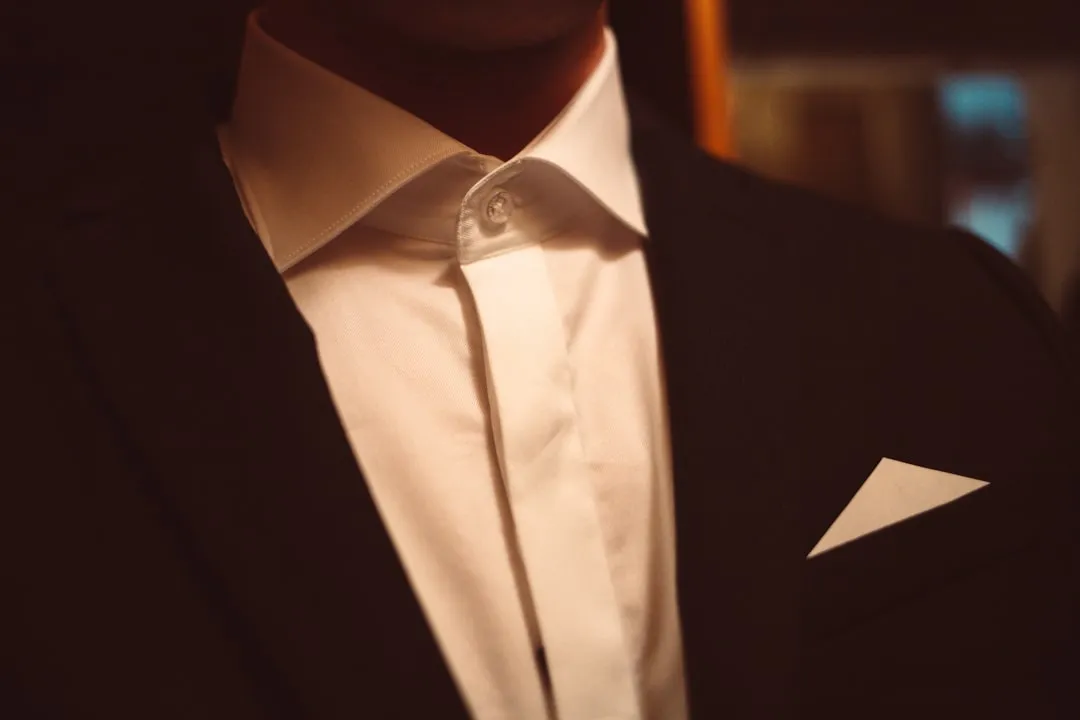 **Navigating the Business World with Grace: Insights from Elegant Entrepreneur**